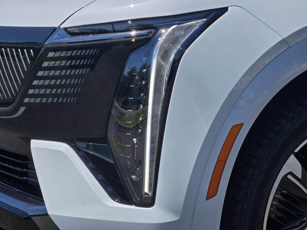 New 2026 Cadillac Escalade IQL Sport 2 w/ LPO, Floor Liner Package AWD/4WD image 5
