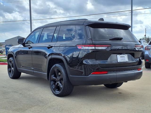 Used 2023 Jeep Grand Cherokee L Laredo image 2
