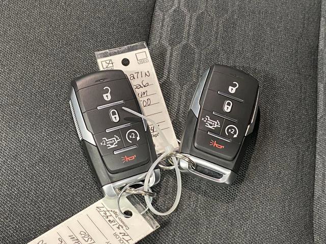 New 2026 RAM 1500 4x4 Crew Cab image 32