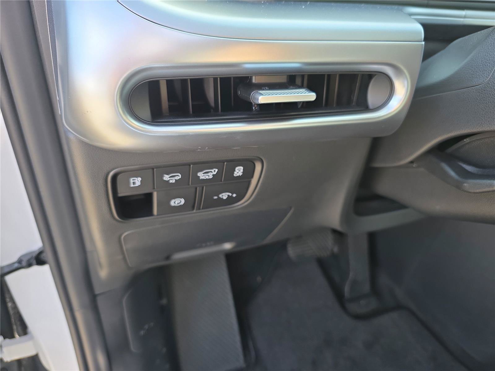 New 2026 Hyundai Ioniq 9 SEL AWD/4WD image 12