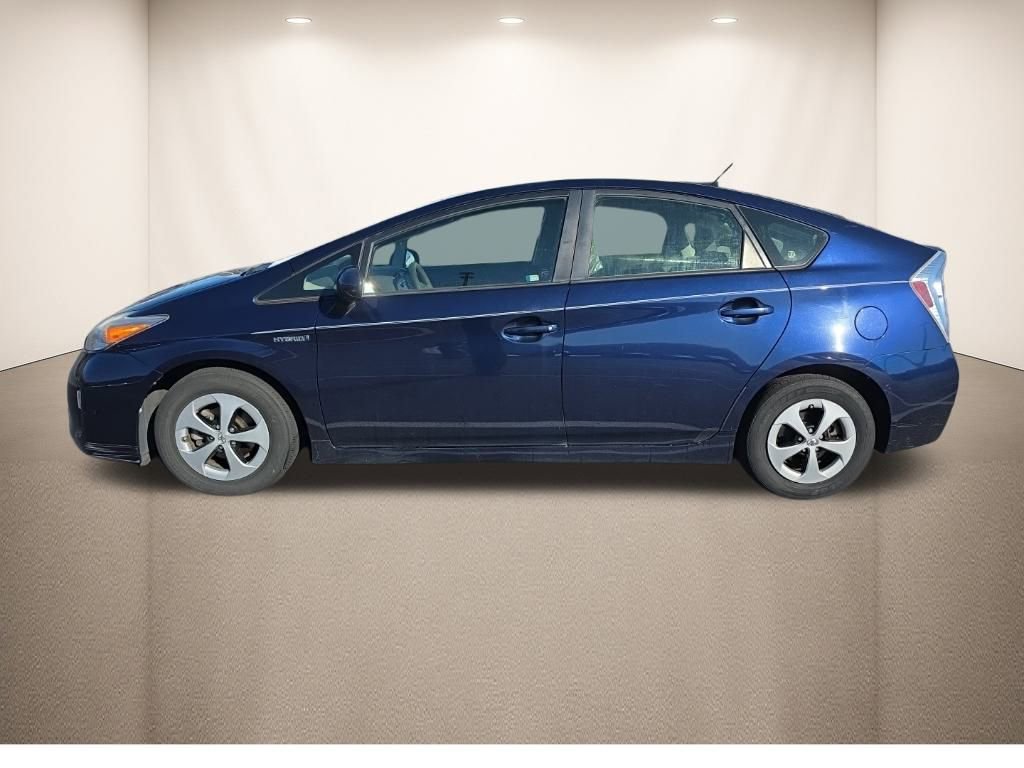 Used 2014 Toyota Prius Four image 3