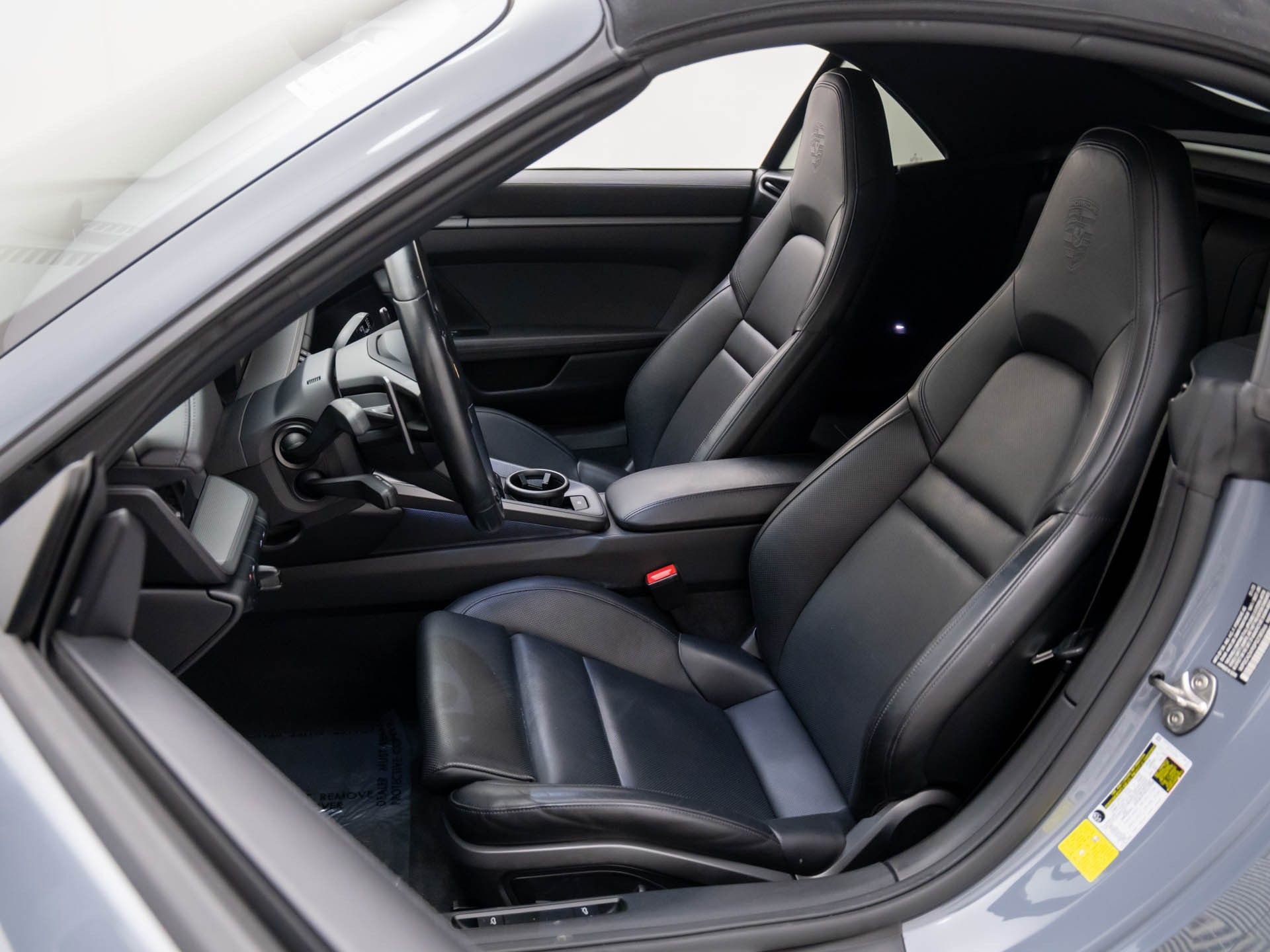 Certified 2023 Porsche 911 Carrera image 5