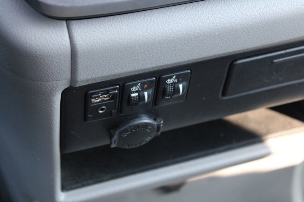 Used 2015 Toyota Sienna XLE image 46