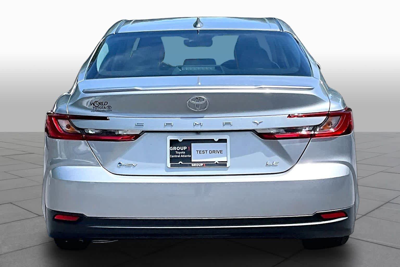 Certified 2025 Toyota Camry LE FWD image 5