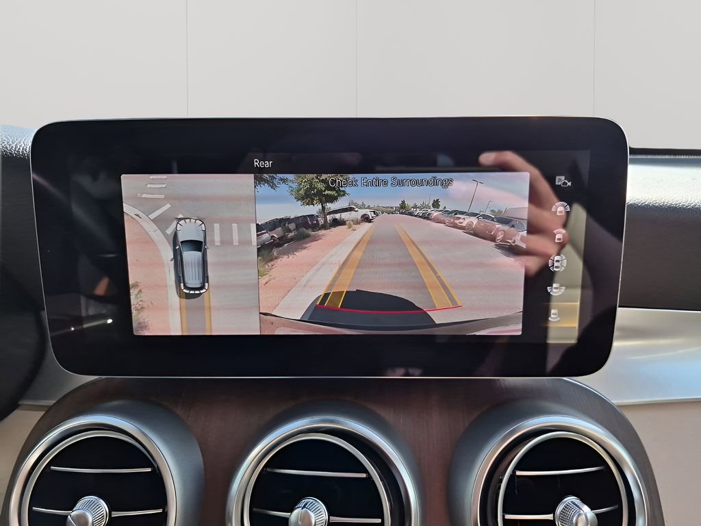 Used 2022 Mercedes-Benz GLC 300 4MATIC w/ Driver Assistance Package image 45