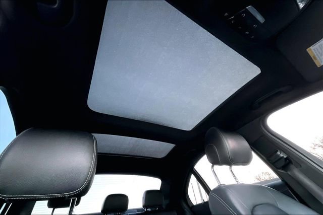 Used 2017 Mercedes-Benz C 300 4MATIC Sedan image 24