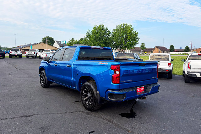 Used 2022 Chevrolet Silverado 1500 Custom AWD/4WD image 5