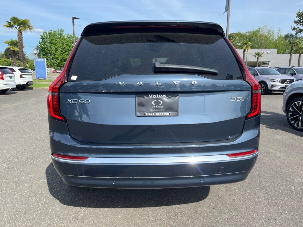 New 2026 Volvo XC90 B5 Core w/ Protection Package AWD/4WD image 6
