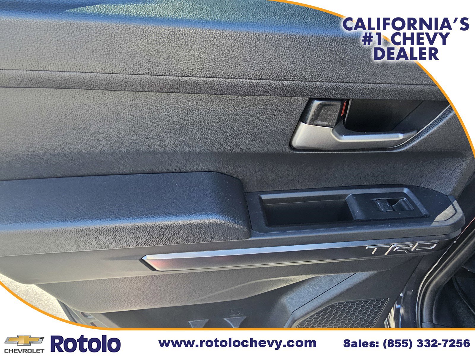 Used 2025 Toyota Tacoma TRD Sport w/ TRD Sport Upgrade Package image 16