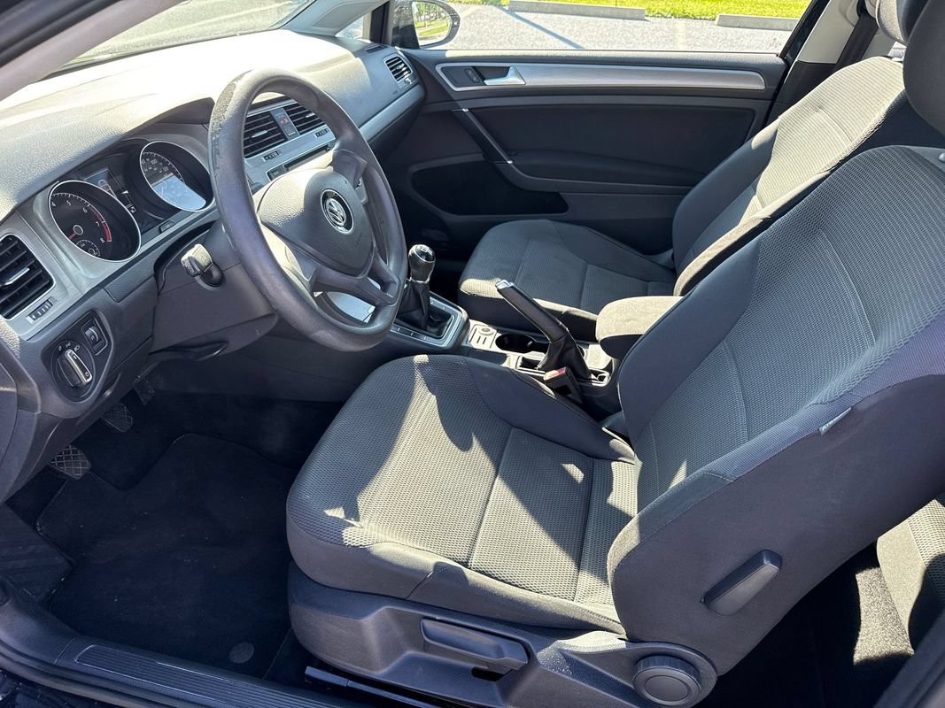 Used 2015 Volkswagen Golf Launch Edition FWD image 10