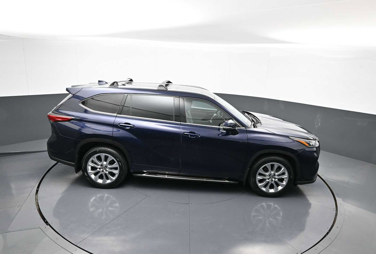 Used 2022 Toyota Highlander Limited AWD/4WD image 38