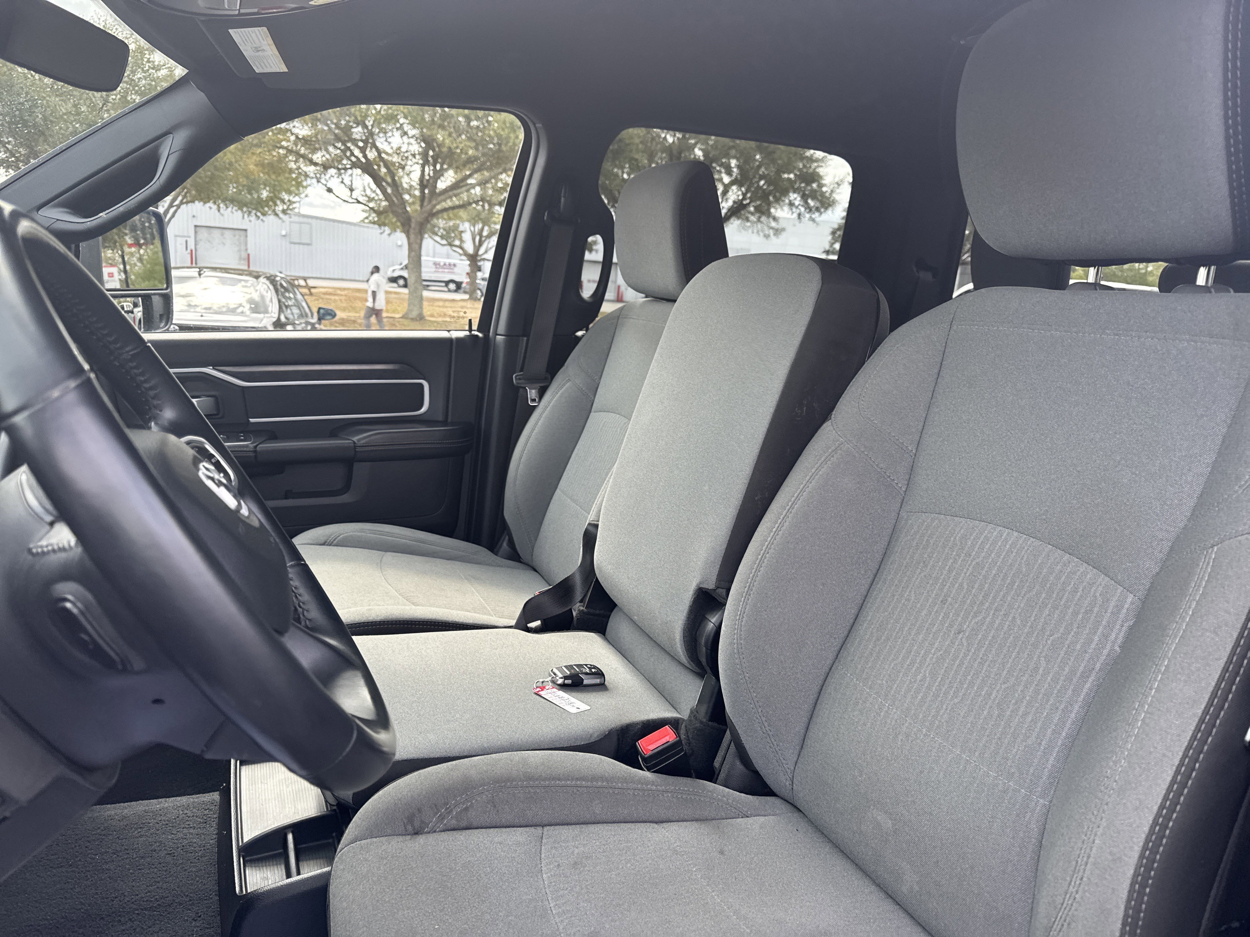 Used 2024 RAM 3500 Big Horn image 14