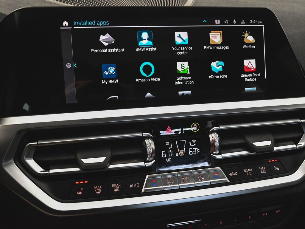 Used 2022 BMW 330e xDrive image 18