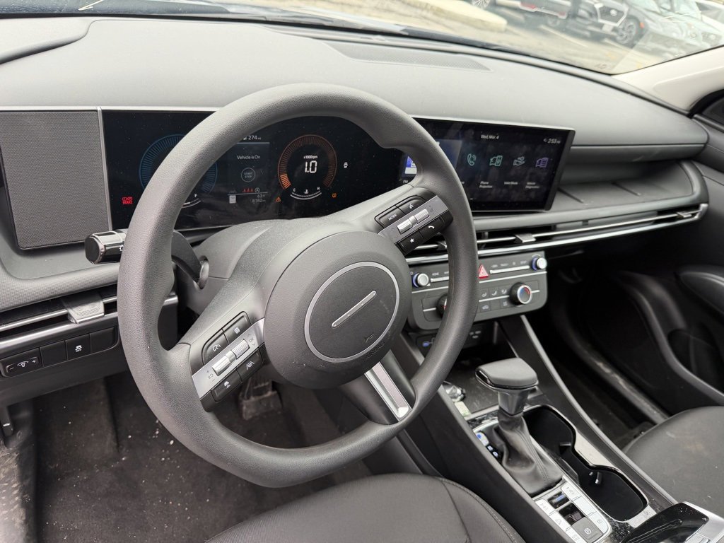 Used 2025 Hyundai Tucson SE image 7