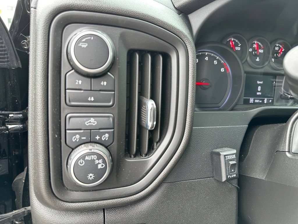 Used 2022 Chevrolet Silverado 3500 W/T w/ WT Convenience Package AWD/4WD image 13