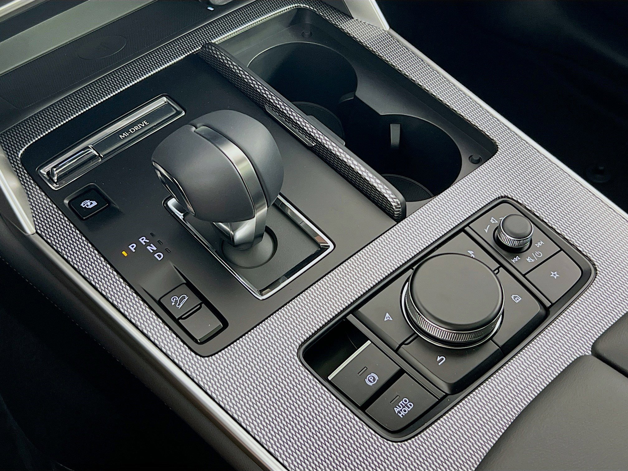 New 2025 MAZDA CX-70 Plug-In Hybrid w/ Premium Pkg image 12