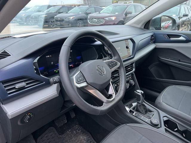 Used 2024 Volkswagen Taos SE image 12