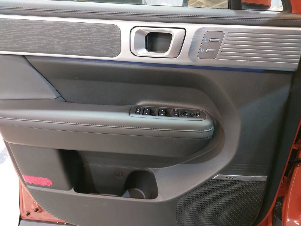 Used 2024 Hyundai Santa Fe Limited image 28