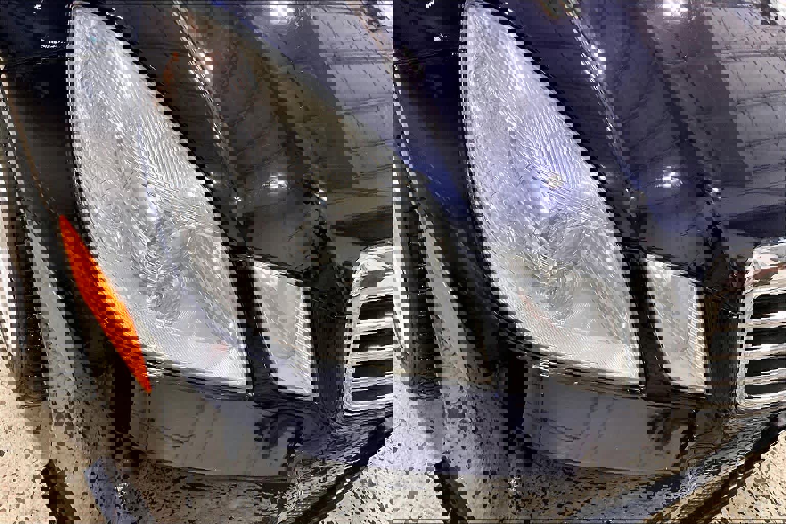 Used 2010 Mercedes-Benz E 350 4MATIC Sedan image 27