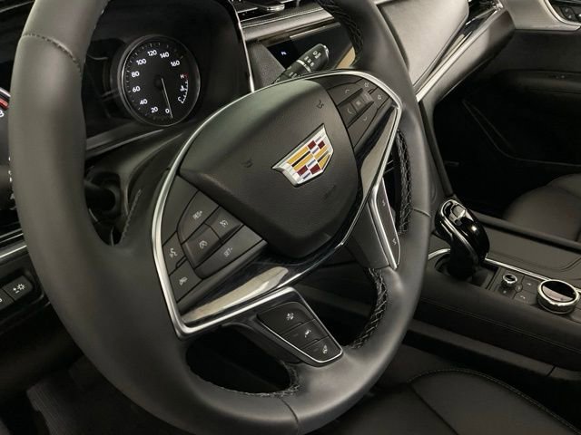 Used 2025 Cadillac XT5 Premium Luxury w/ Technology Package image 17