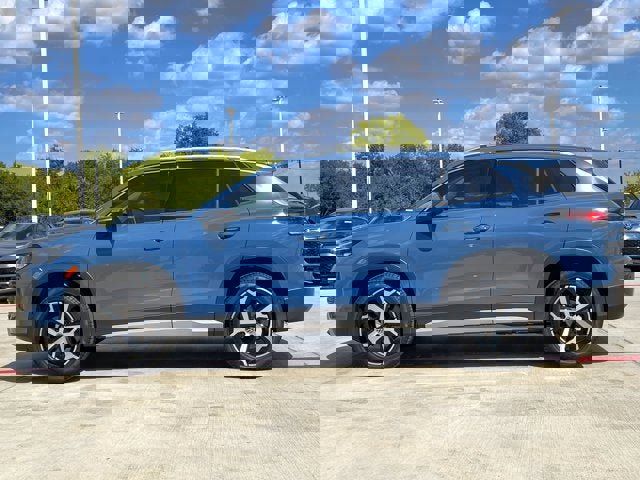 New 2025 Volkswagen Tiguan SE image 3