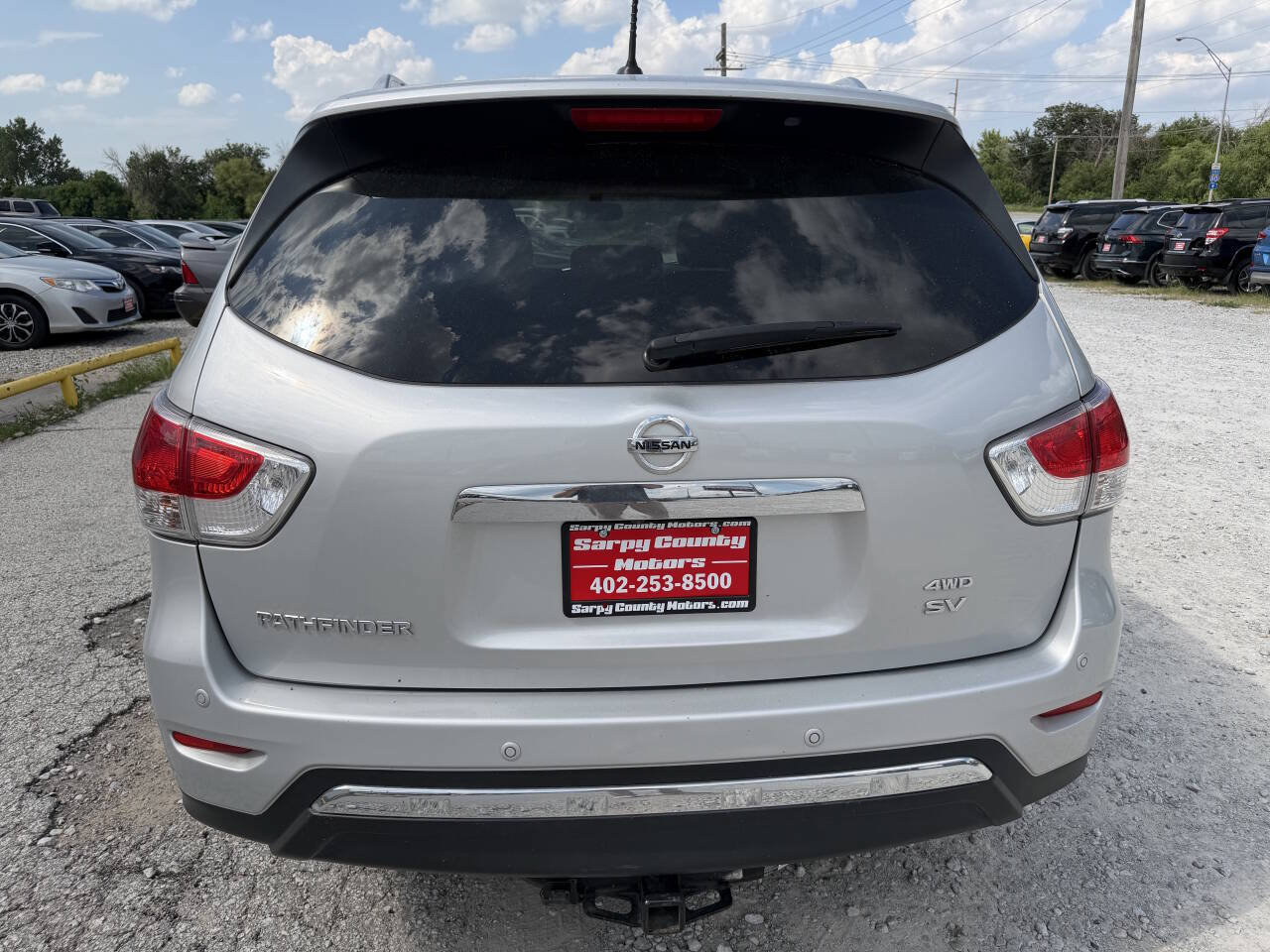 Used 2016 Nissan Pathfinder SV AWD/4WD image 4