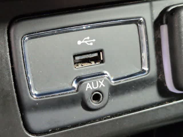 Used 2020 Jeep Renegade Limited w/ Safety and Security Group AWD/4WD image 28