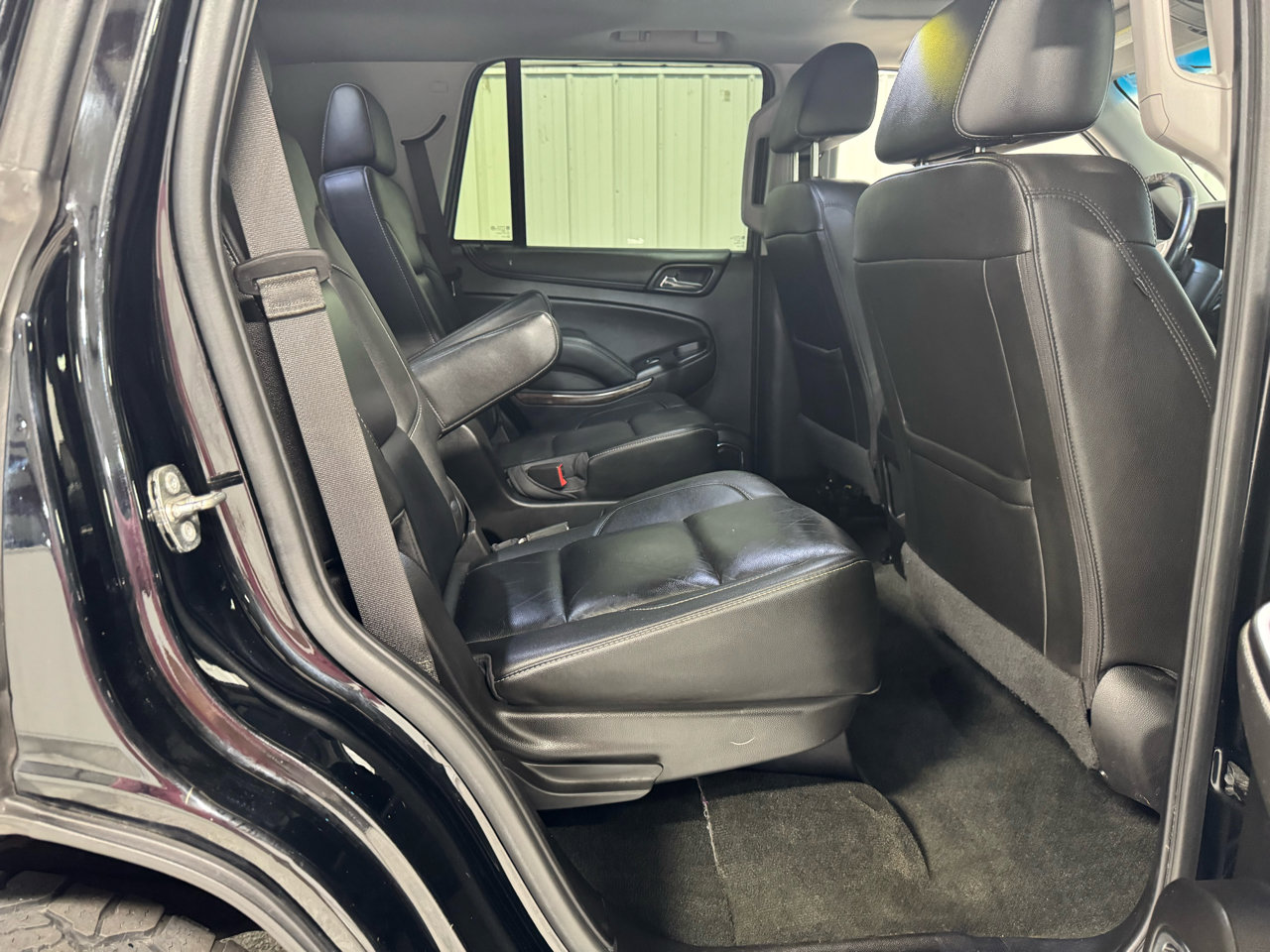 Used 2018 Chevrolet Tahoe LT w/ Luxury Package image 8