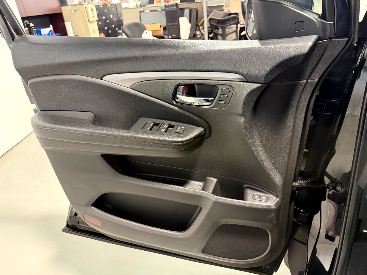 Used 2022 Honda Pilot Special Edition image 12