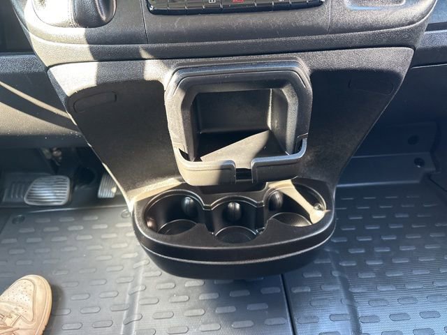 Used 2025 RAM ProMaster 2500 w/ Convenience Group image 25