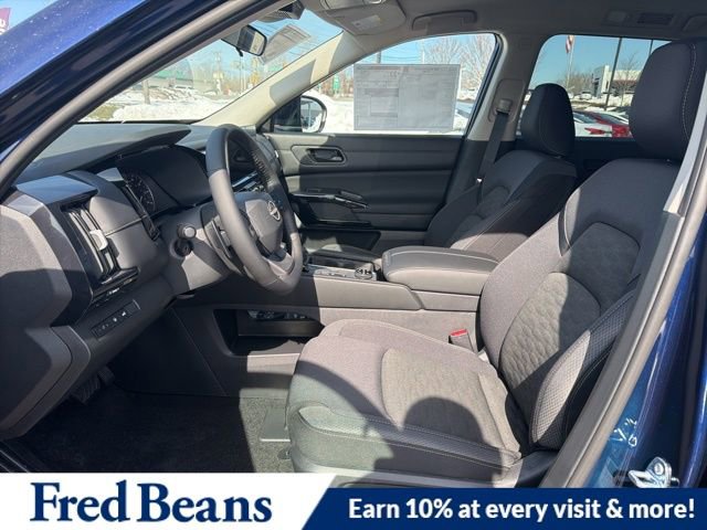 New 2026 Nissan Pathfinder SV image 4