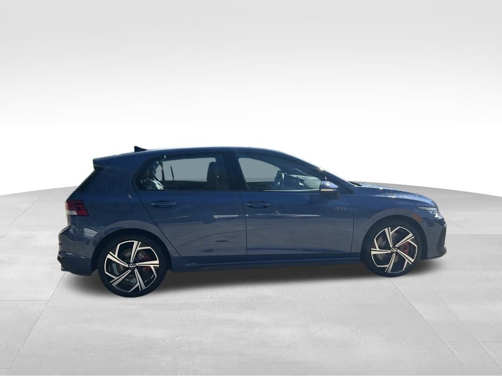 New 2025 Volkswagen GTI SE image 3