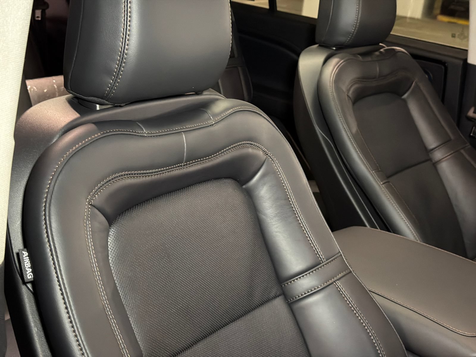 New 2026 Lincoln Aviator Reserve AWD/4WD image 11