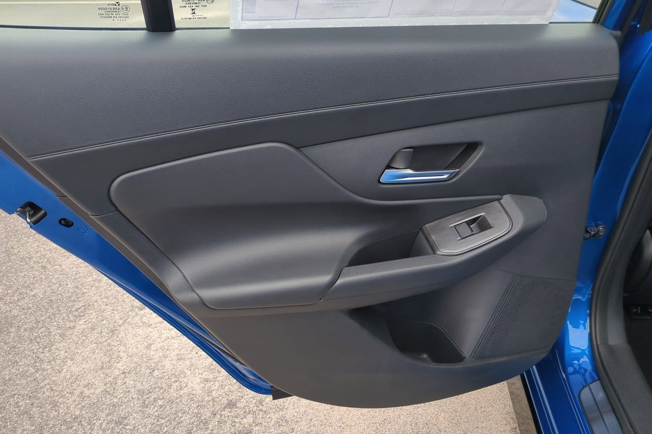 New 2026 Nissan Sentra SR w/ Floor Mat Package FWD image 25