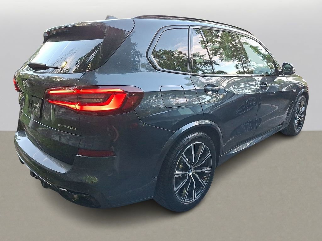 Certified 2022 BMW X5 xDrive45e w/ M Sport Package AWD/4WD image 4