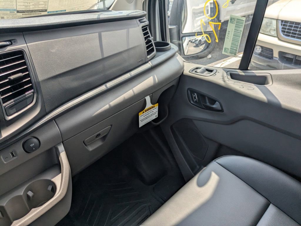 New 2025 Ford Transit 150 Low Roof image 17