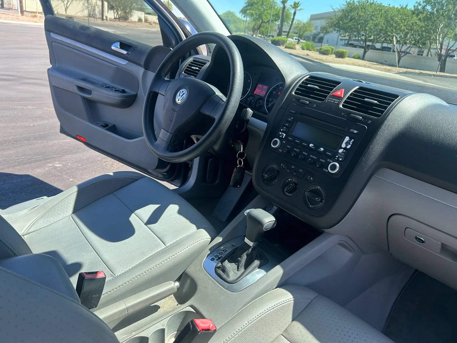 Used 2006 Volkswagen Jetta TDI FWD image 22