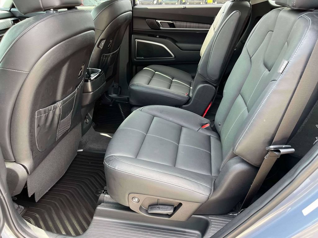 Used 2024 Kia Telluride SX w/ Towing Package AWD/4WD image 7