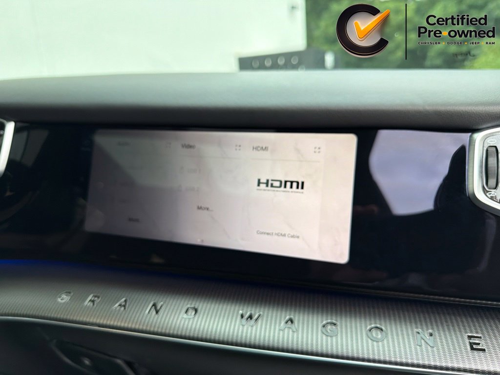 Used 2023 Jeep Grand Wagoneer Series II AWD/4WD image 46