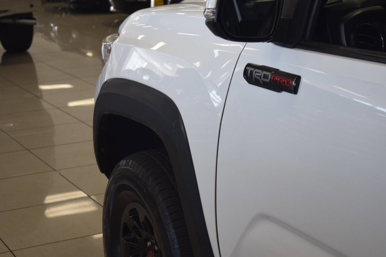 Used 2017 Toyota Tacoma TRD Pro AWD/4WD image 16