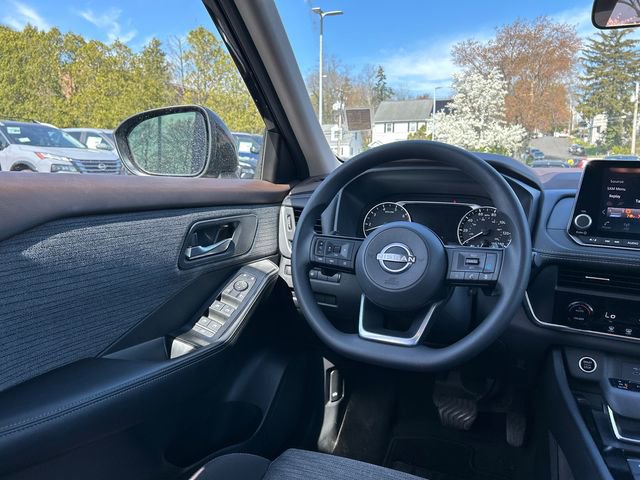 Certified 2023 Nissan Rogue SV image 24