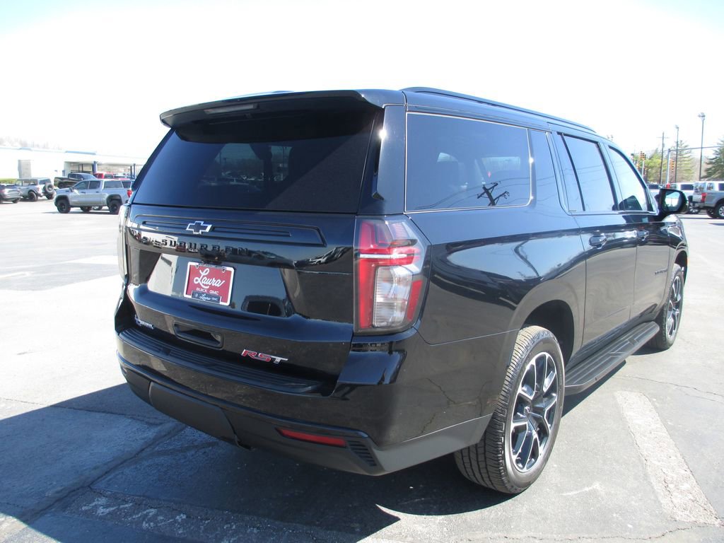 Used 2023 Chevrolet Suburban RST w/ Luxury Package image 6