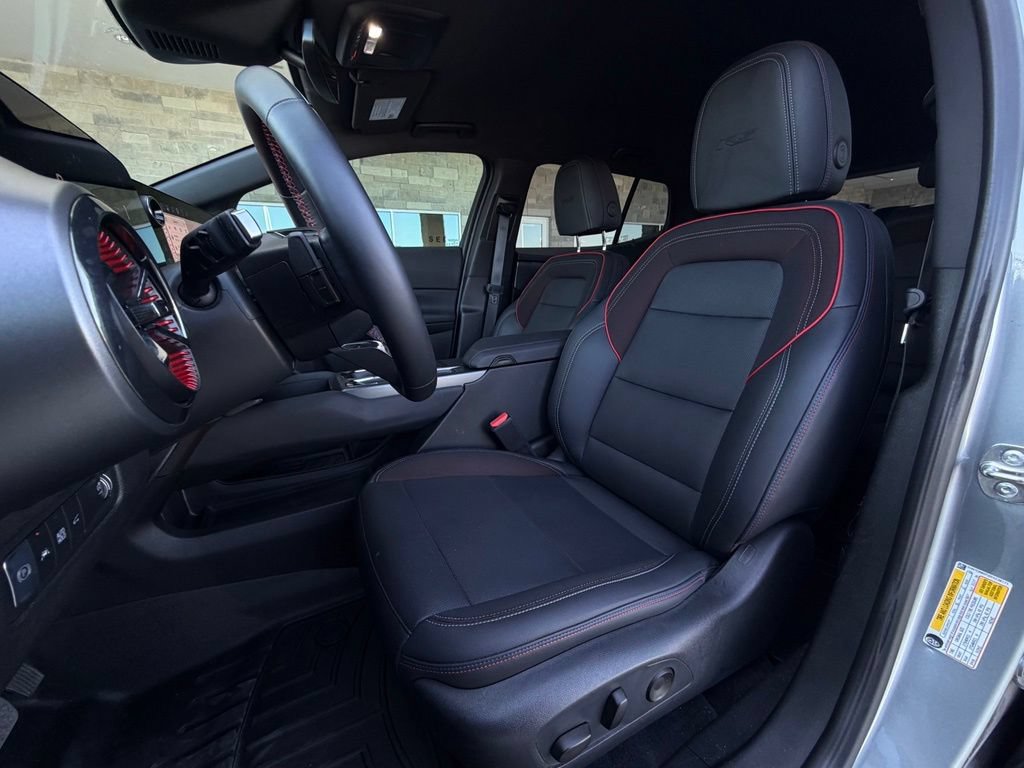 Used 2024 Chevrolet Equinox EV RS FWD image 5