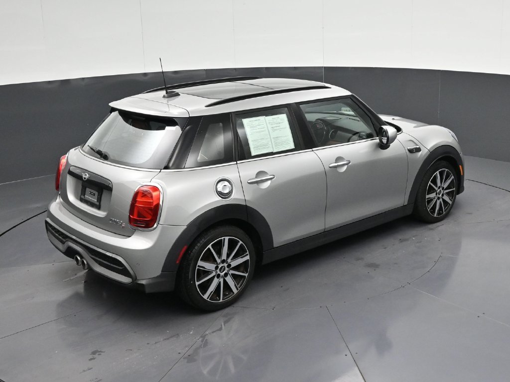 Used 2024 MINI Cooper S w/ Signature Upholstery Package FWD image 18