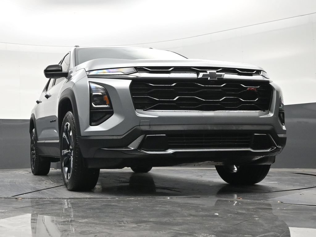 Used 2026 Chevrolet Equinox RS FWD image 26