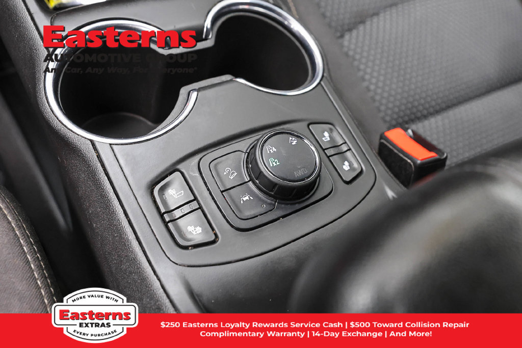 Used 2023 GMC Terrain SLE w/ Driver Convenience Package AWD/4WD image 22