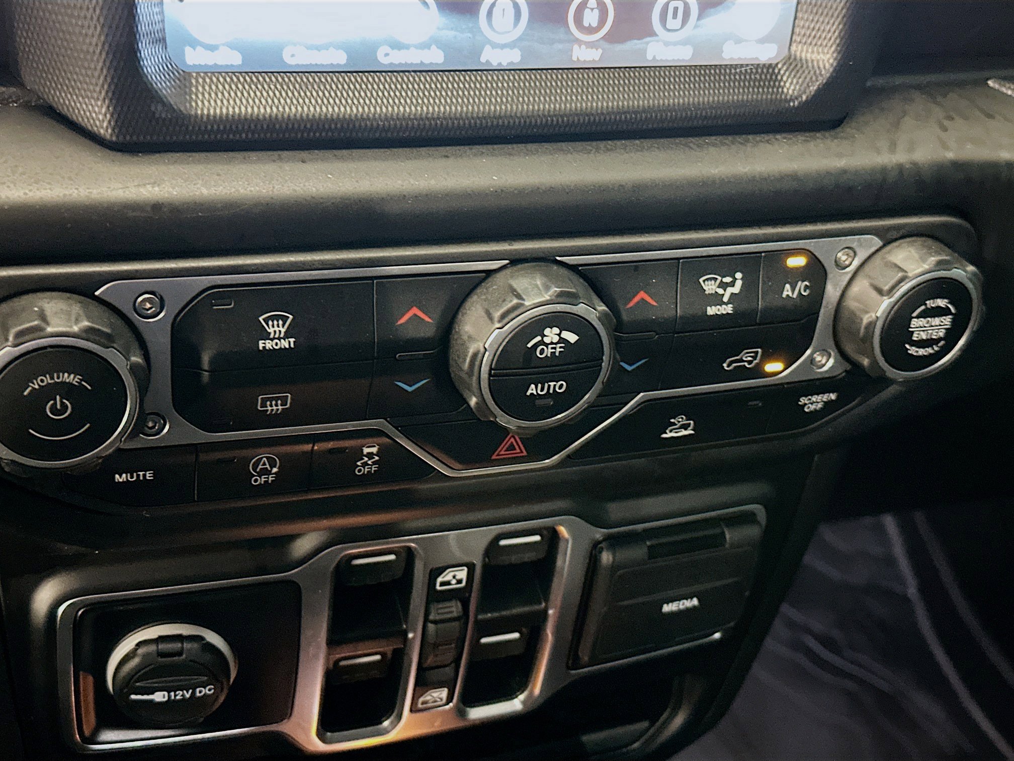 Used 2023 Jeep Wrangler Unlimited Sport image 24