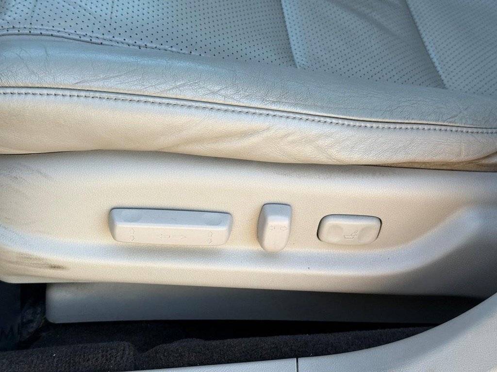 Used 2012 Acura TL w/ Technology Package FWD image 21