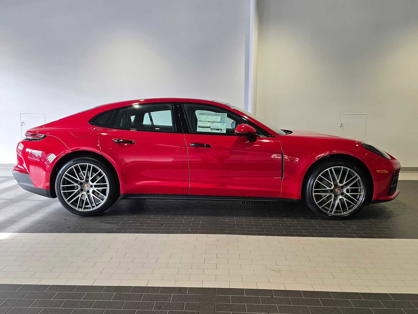 New 2025 Porsche Panamera 4 image 8