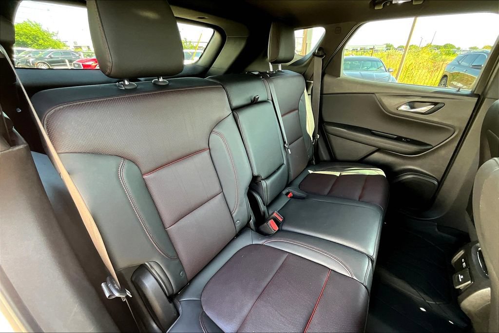 Used 2019 Chevrolet Blazer RS w/ Sun and Wheels Package FWD image 33